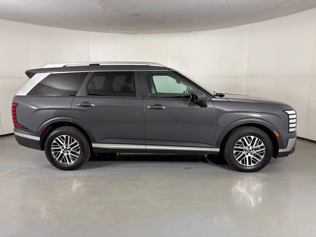 Used 2026 Gray Hyundai SEL image 9