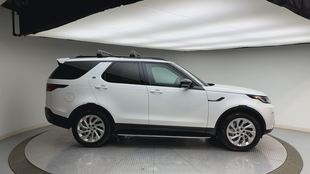 Used 2025 Fuji White Land Rover S image 9