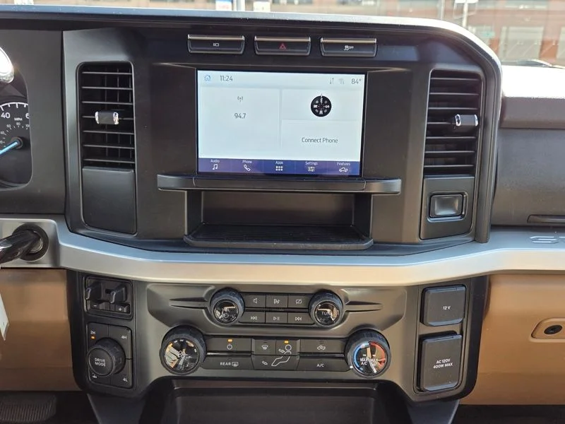 Used 2024 Brown Ford XLT image 14