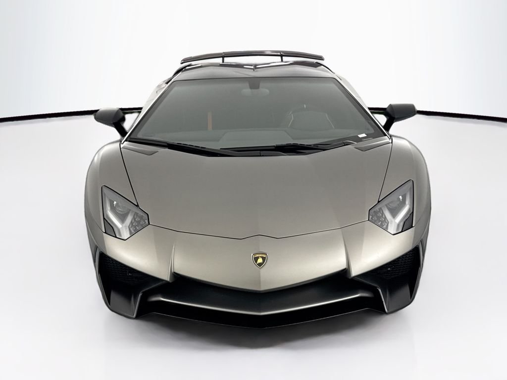 Used 2017  Lamborghini  image 38