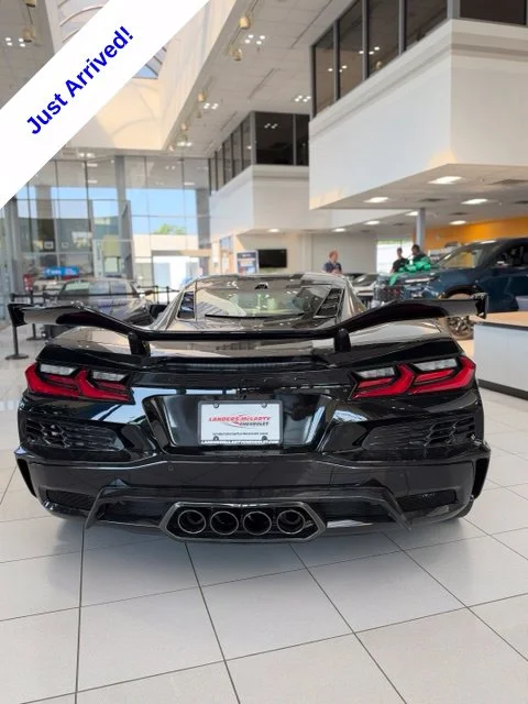 Used 2026 Black Chevrolet Z06 image 3