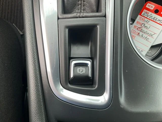 Used 2021 White Chevrolet LT image 19