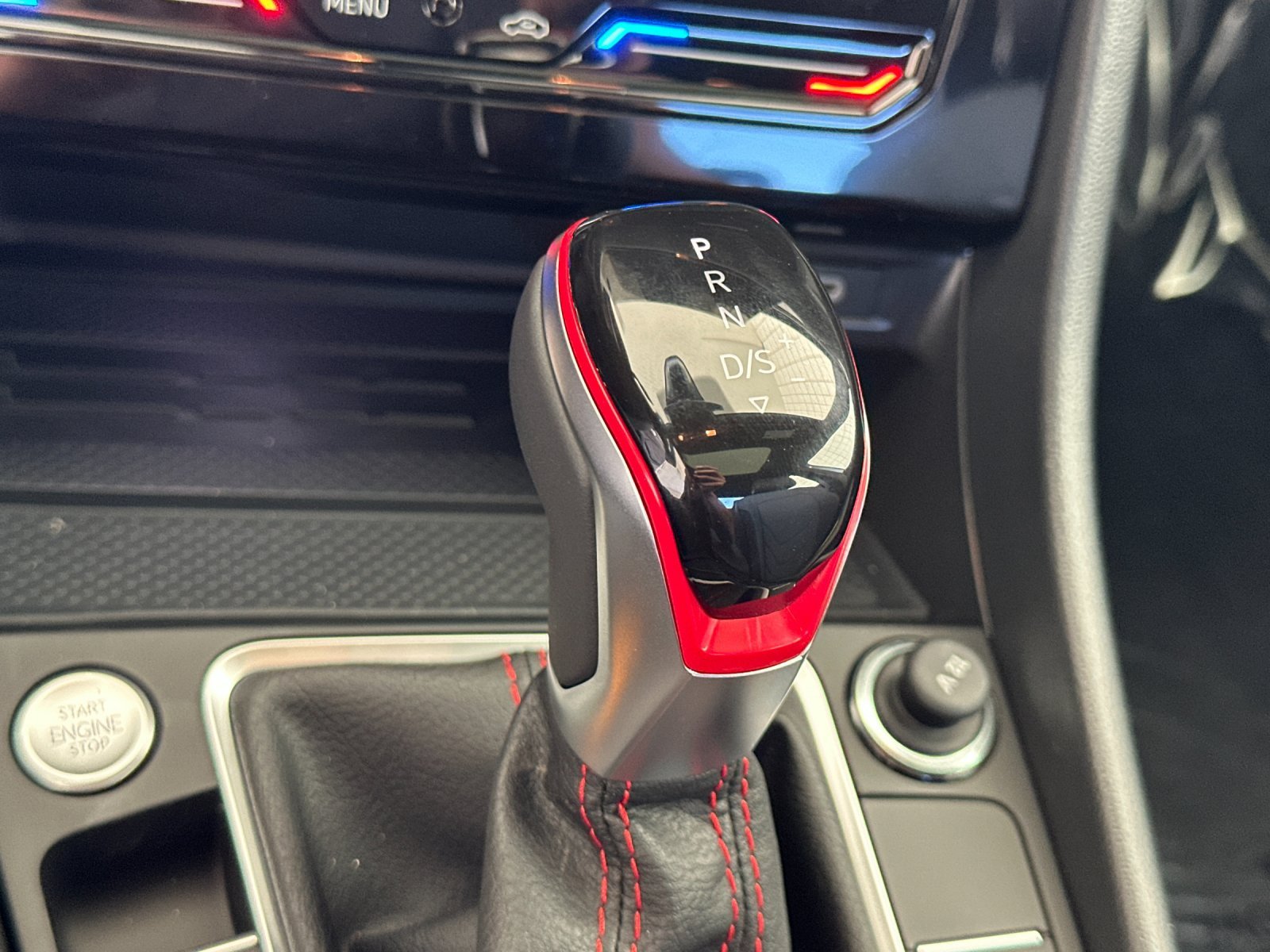 New 2027 Monument Gray Volkswagen 2.0T Autobahn image 19