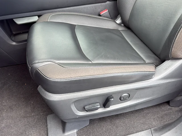Certified Used 2023 White Nissan SL image 28