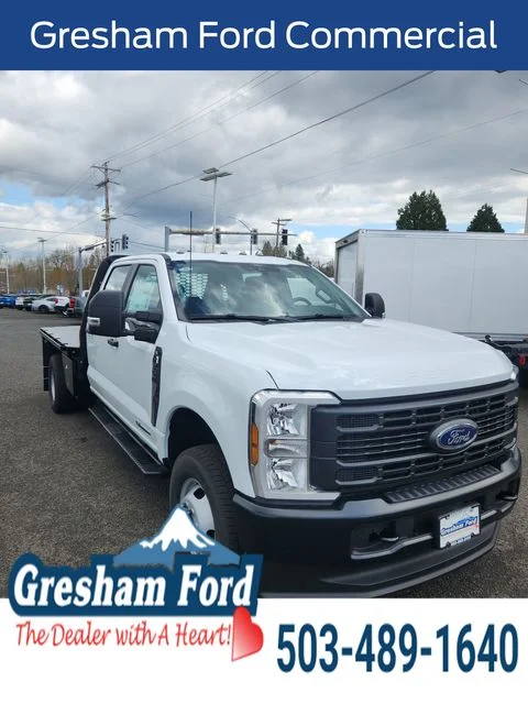 2026 Ford F-350 Super Duty Chassis Cab XL - Photo 4