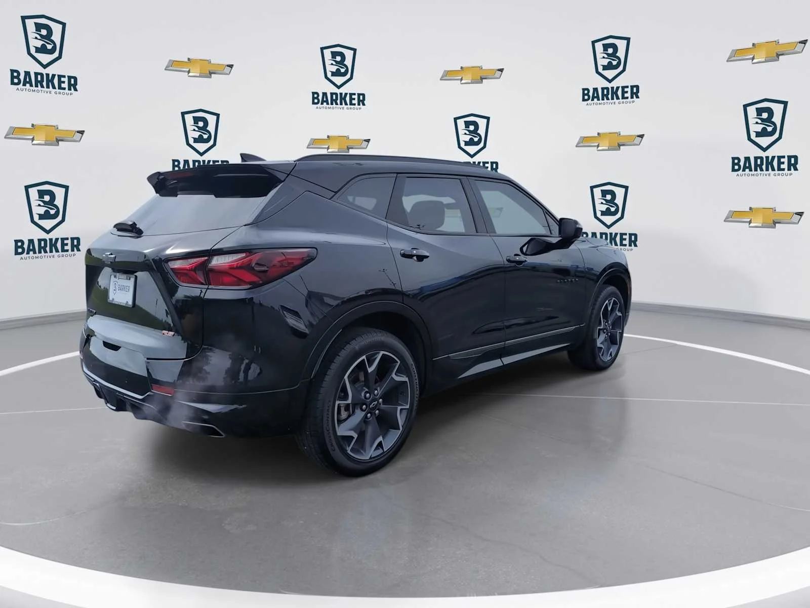 Used 2020 BLACK Chevrolet RS image 8