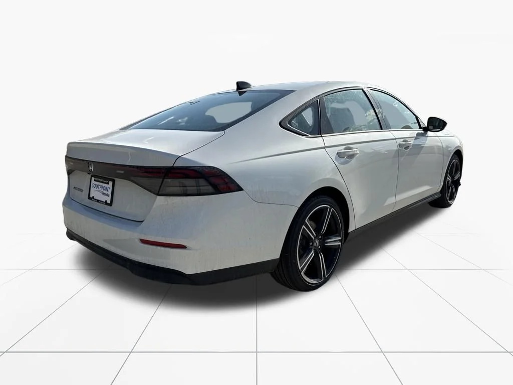 Used 2026 Platinum White Pearl Honda SE image 8