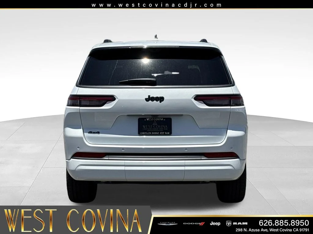 New 2026 Bright White Clear-Coat Exterior Paint Jeep Limited Reserve image 9