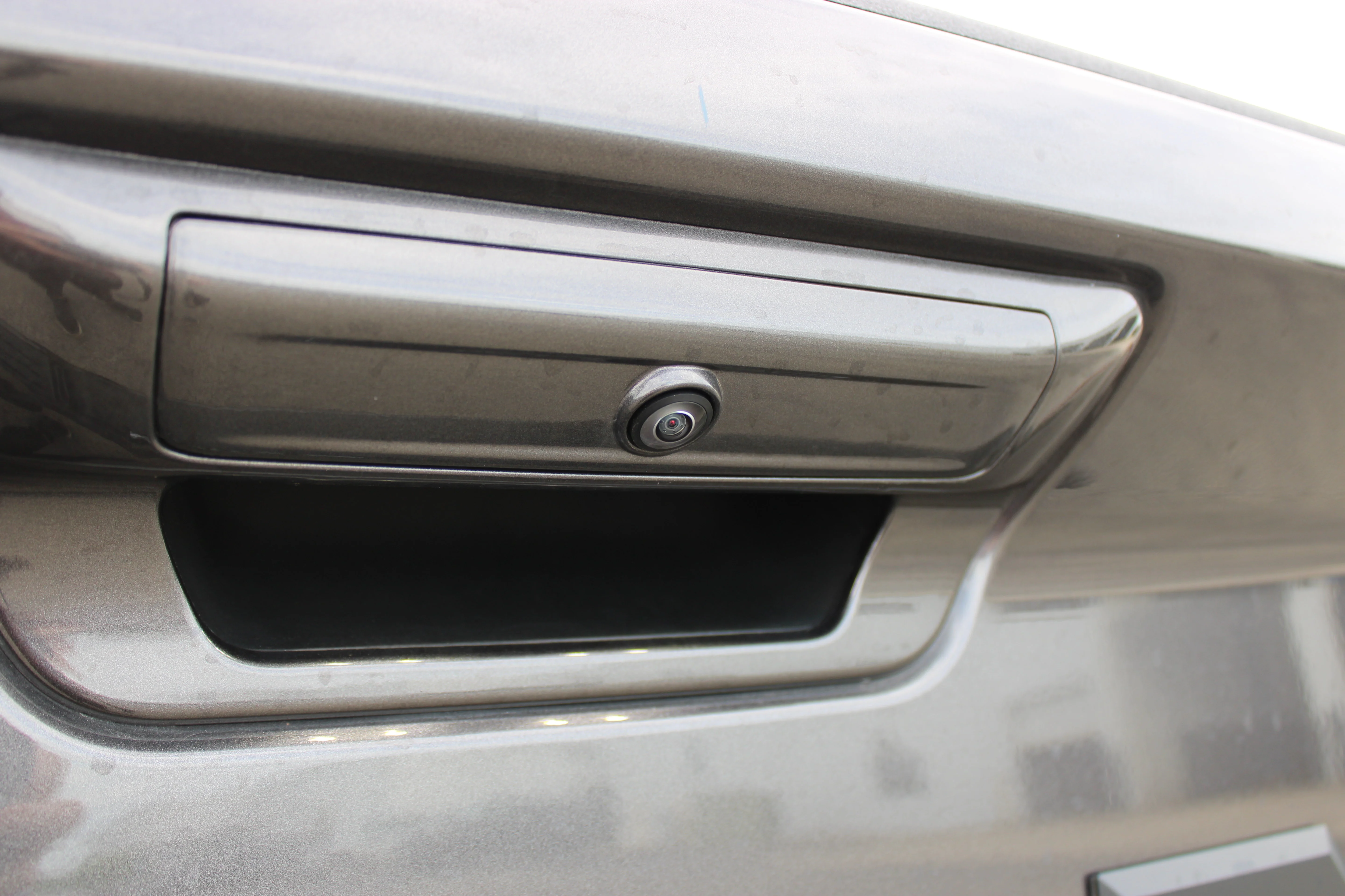 Used 2025 Granite Crystal Metallic Clearcoat Ram Laramie image 14