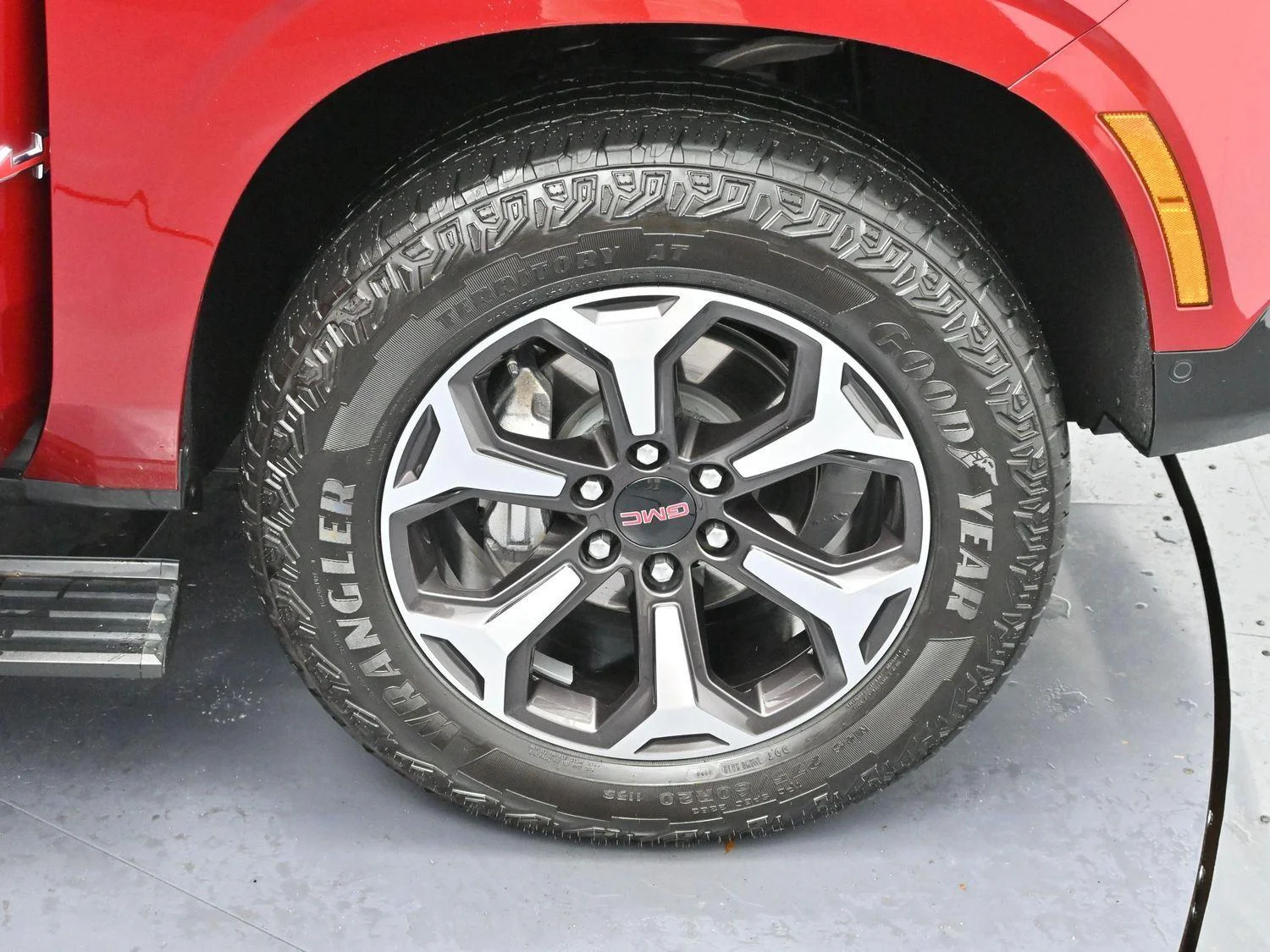 Used 2025 Volcanic Red Tintcoat GMC AT4 Ultimate image 38