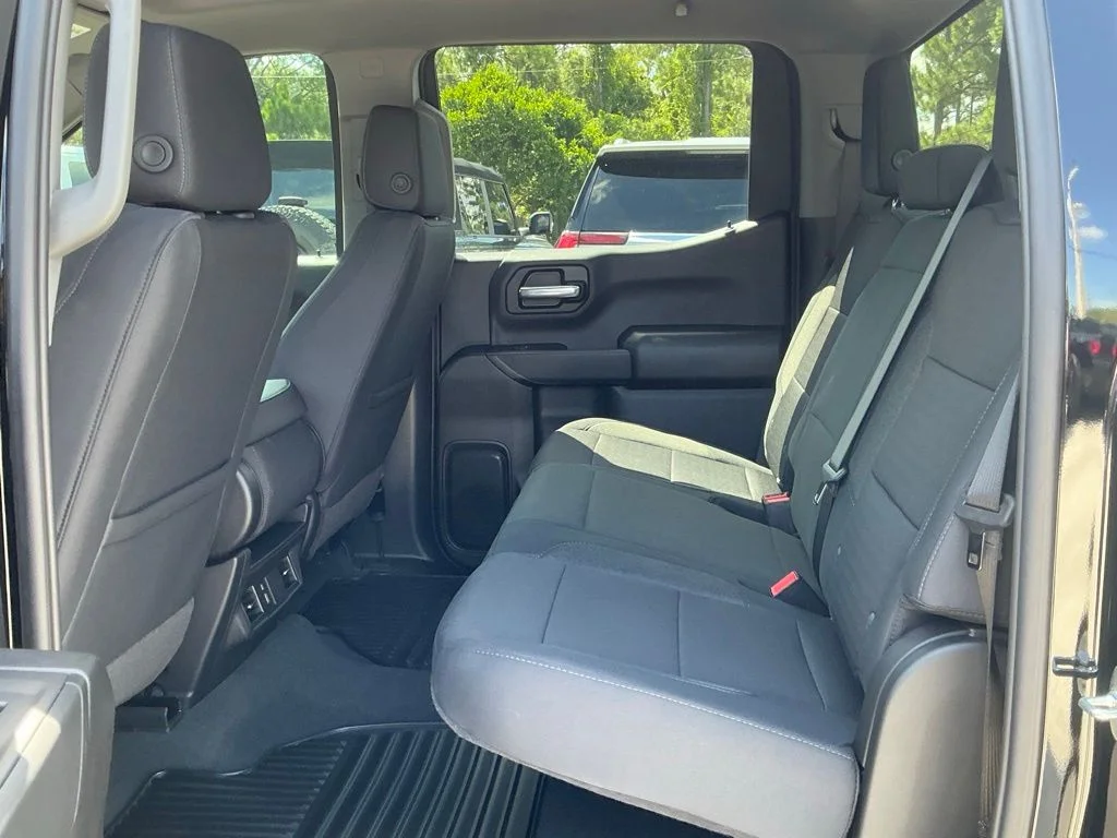 Used 2026 Black Chevrolet Custom image 25