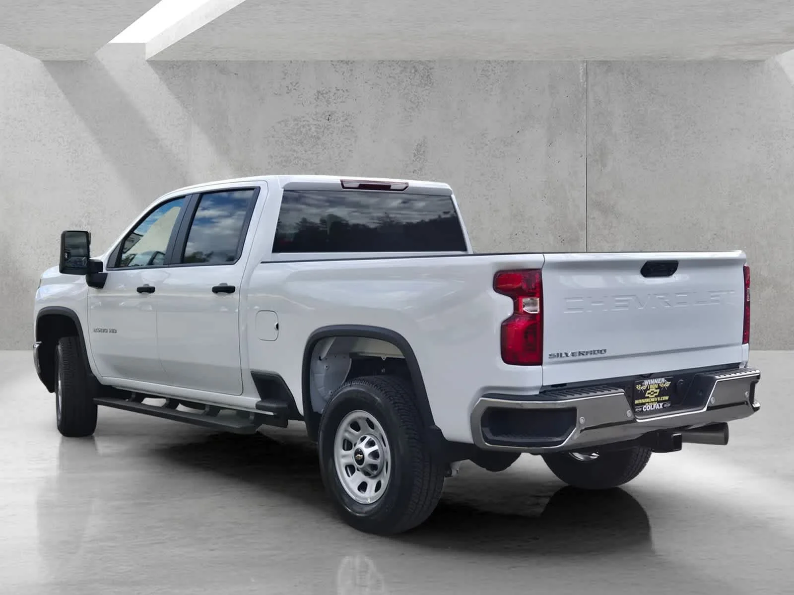 New 2026 Summit White Chevrolet WT image 6