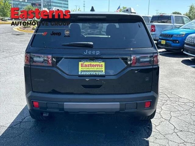 New 2026 Diamond Black Crystal Pearl-Coat Exterior Paint Jeep 85th Anniversary image 8
