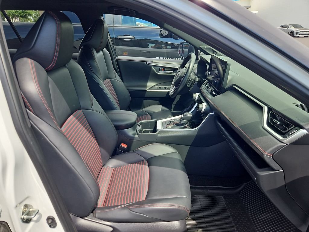 Used 2024 Wind Chill Pearl/Midnight Black Metallic Toyota XSE image 28