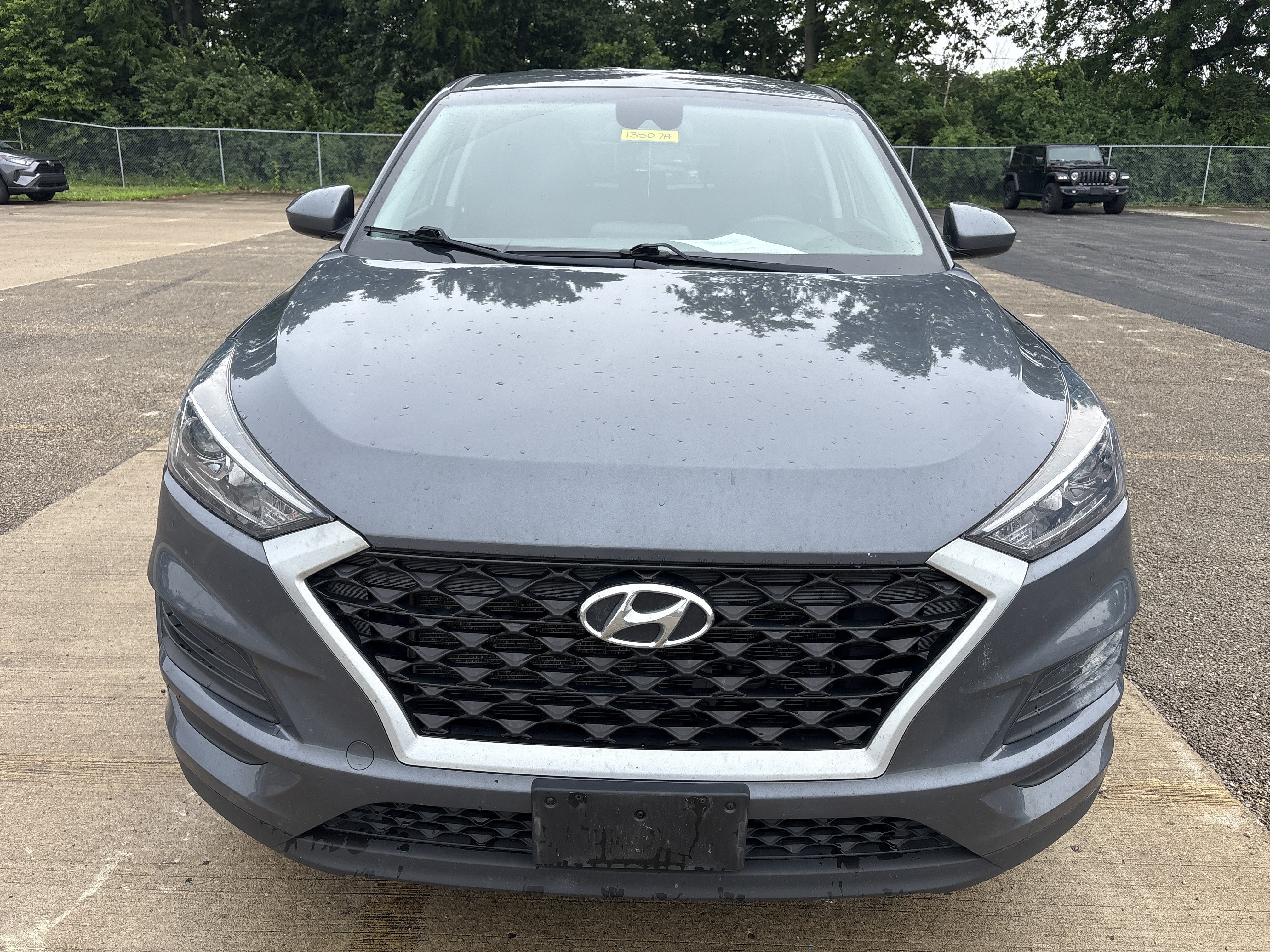 Used 2019 Coliseum Gray Hyundai SE image 2