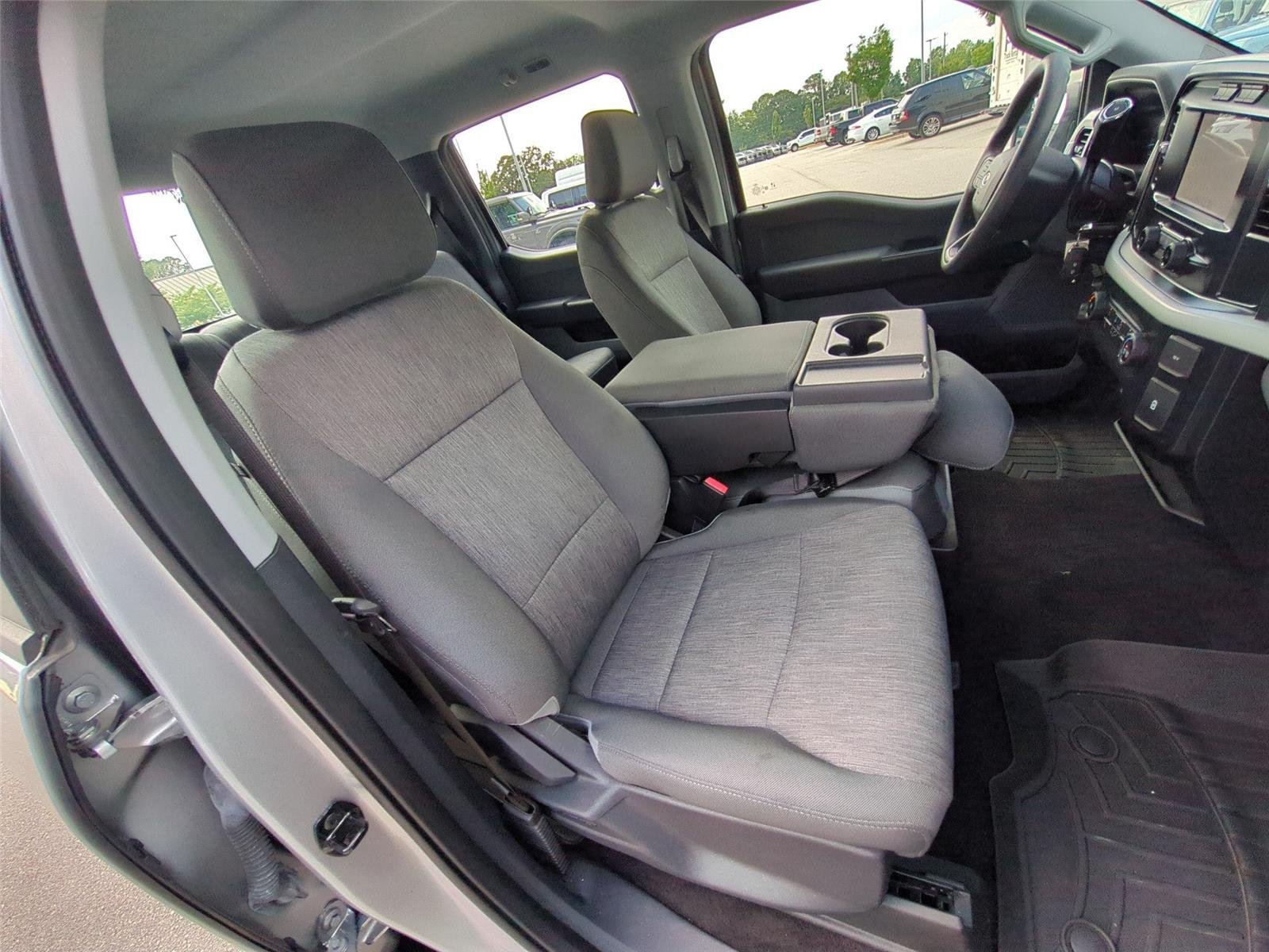 Used 2022 Iconic Silver Ford XL image 36