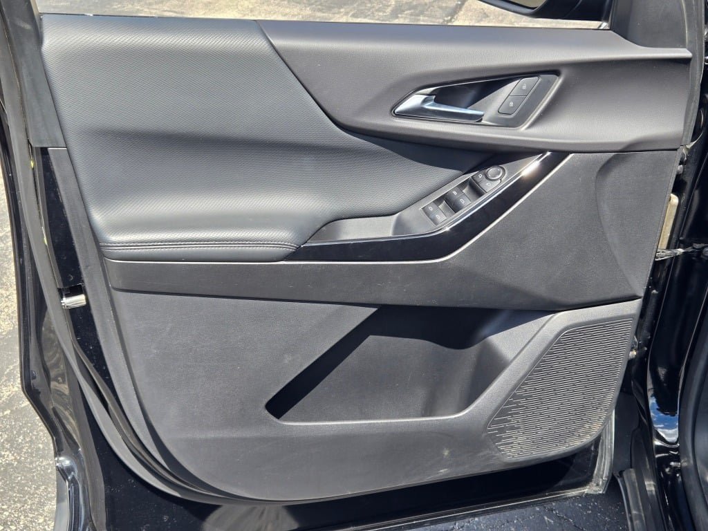 2025 Chevrolet Equinox LT - Photo 20