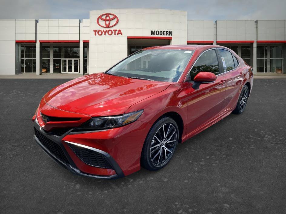 Used 2024 Supersonic Red Toyota SE image 1