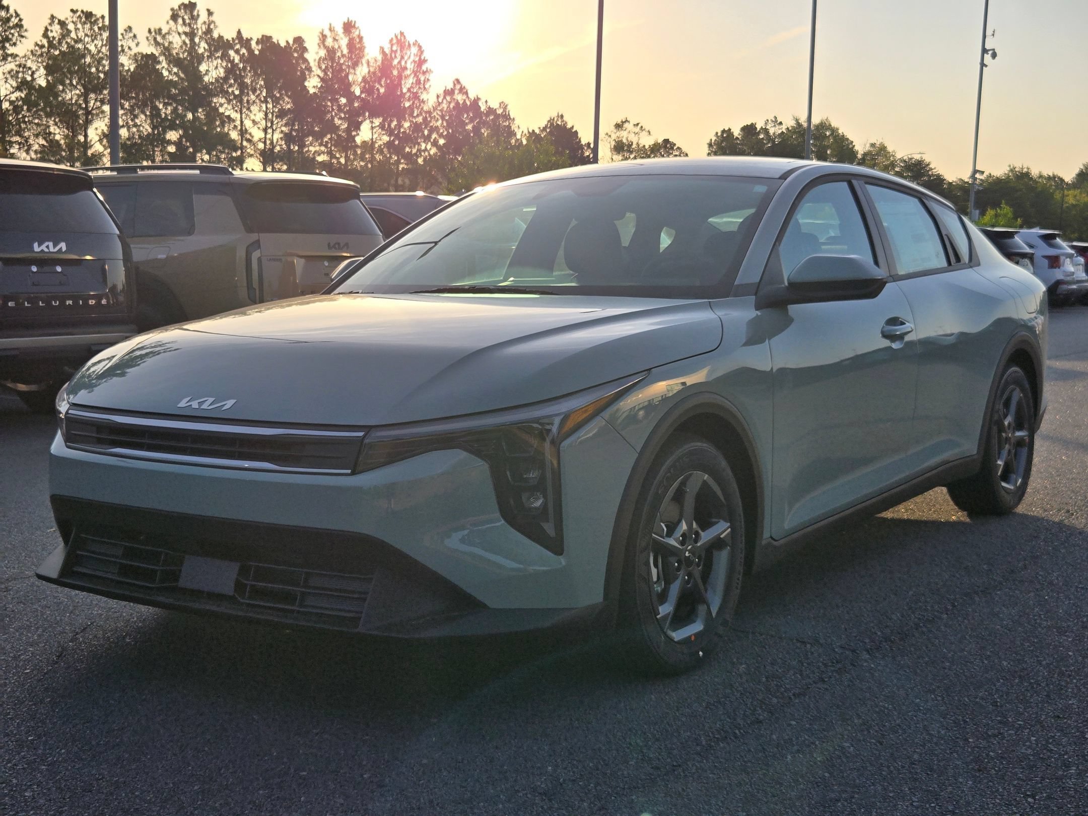 New 2026 Morning Haze Kia LXS image 3