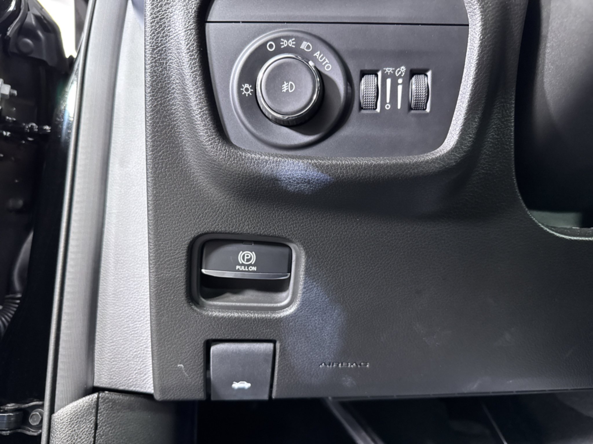 Used 2023 Diamond Black Jeep Summit image 30