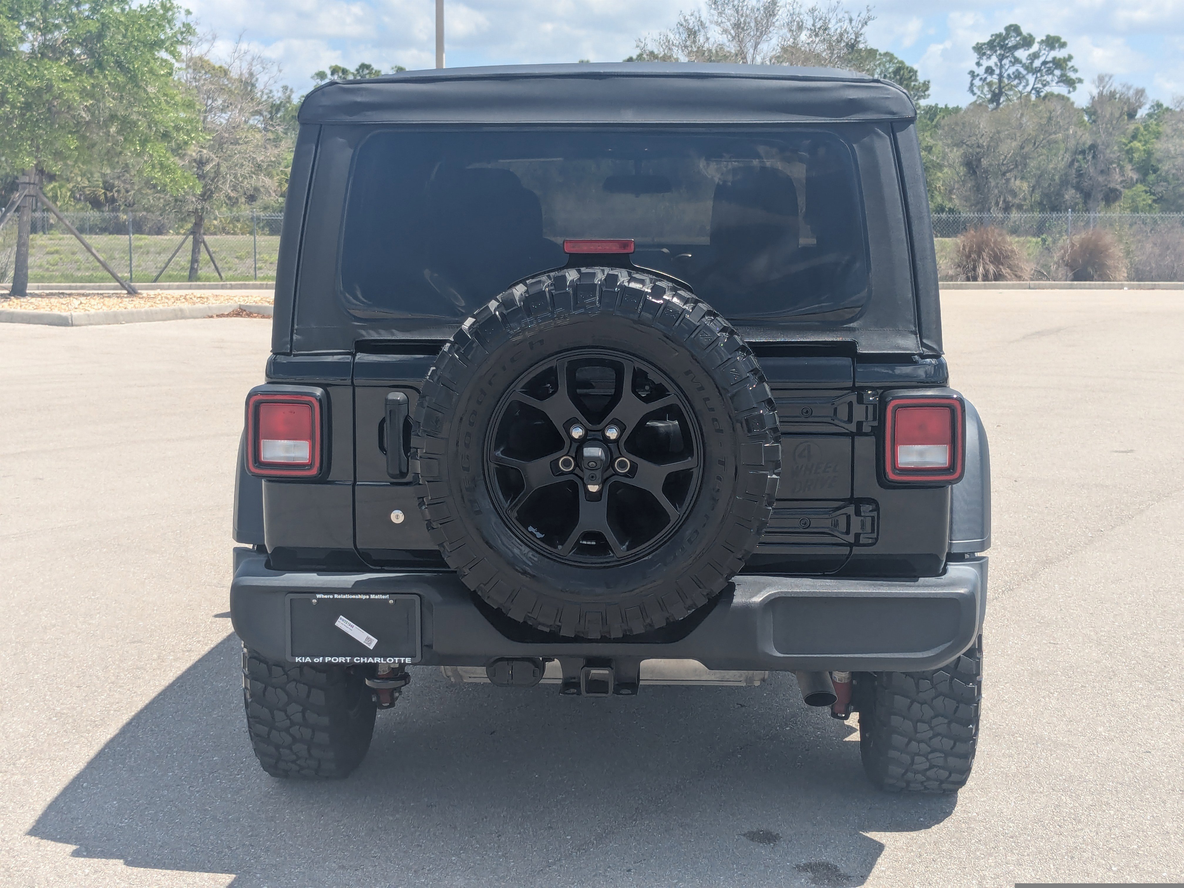 2022 Jeep Wrangler Unlimited Willys Sport - Photo 7