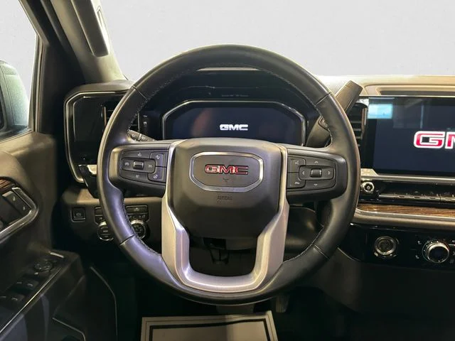 Used 2023 Blue GMC Elevation image 13
