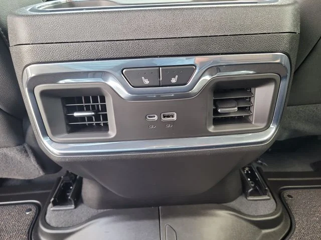 Used 2025 Beige Chevrolet High Country image 15