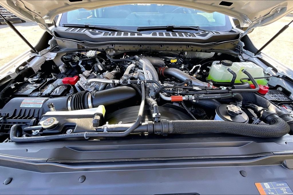 New 2026 Ford Super Duty F-250 Lariat 4D Crew Cab