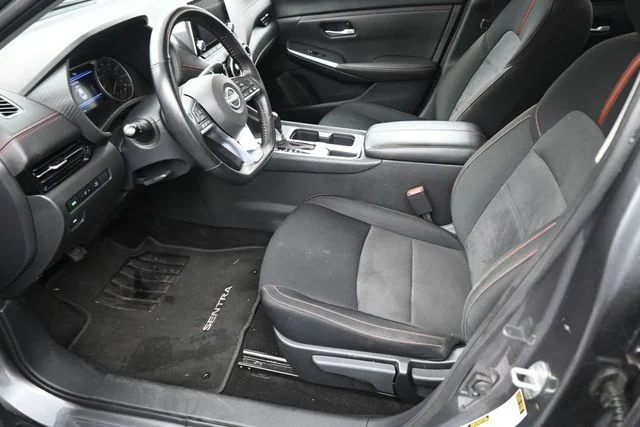Used 2025 Gray Nissan SR image 21