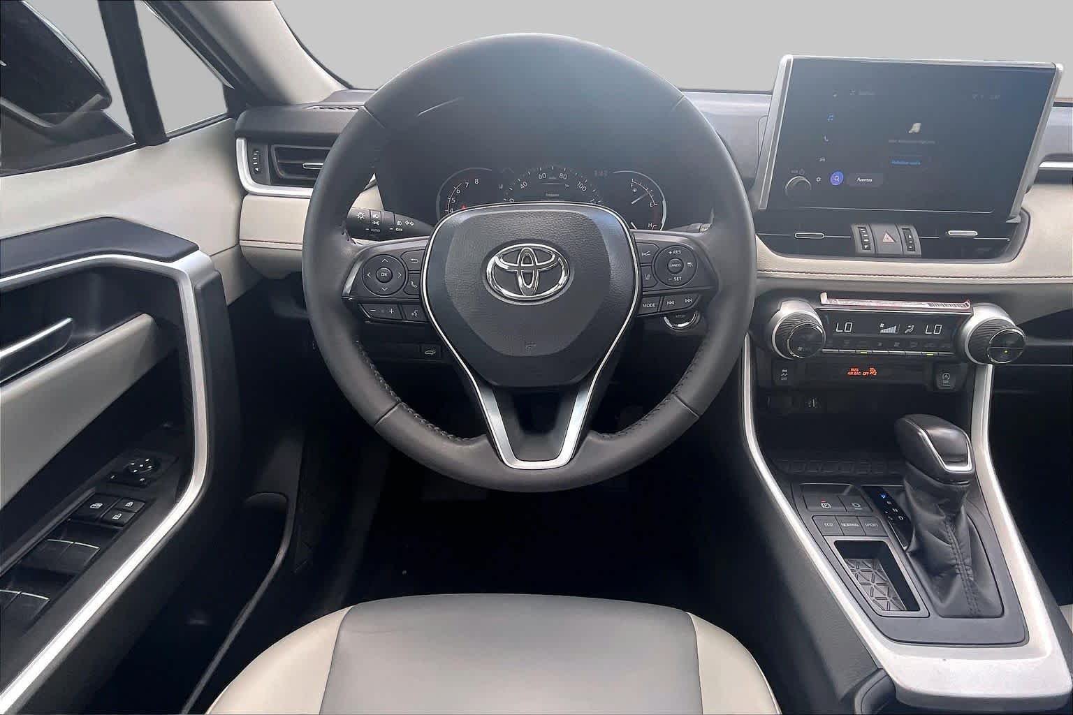 Used 2025 Blueprint Toyota XLE Premium image 6