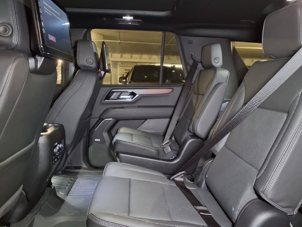 2026 GMC Yukon Denali - Photo 12