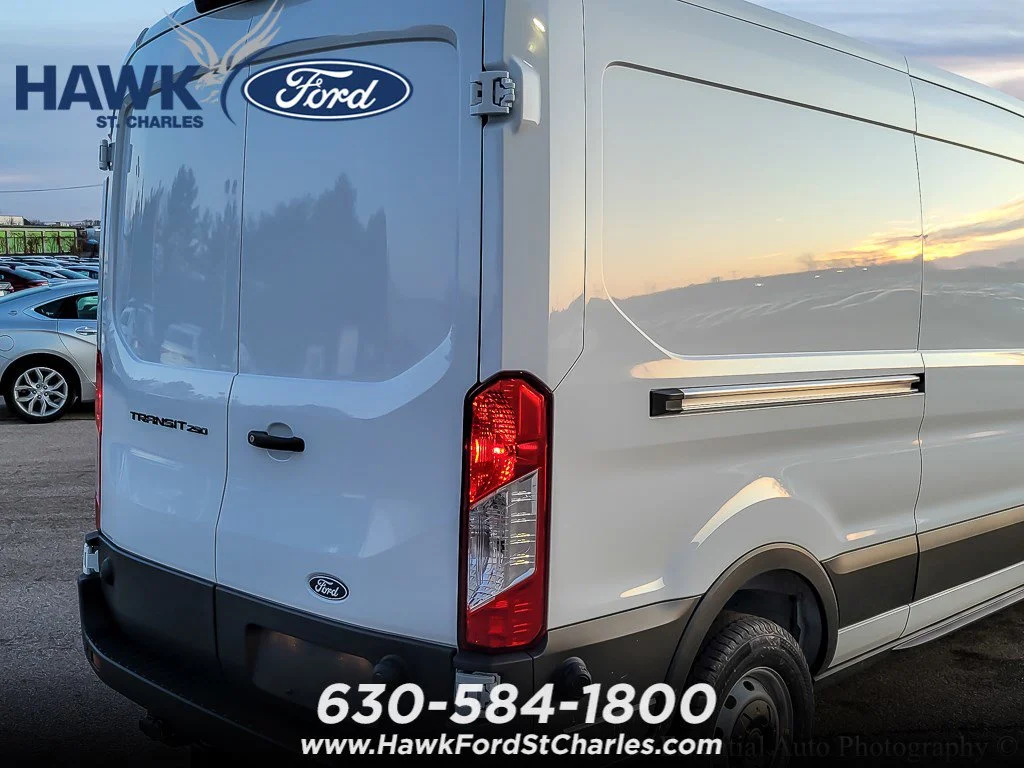 New 2026 Oxford White Ford Cargo Van image 5