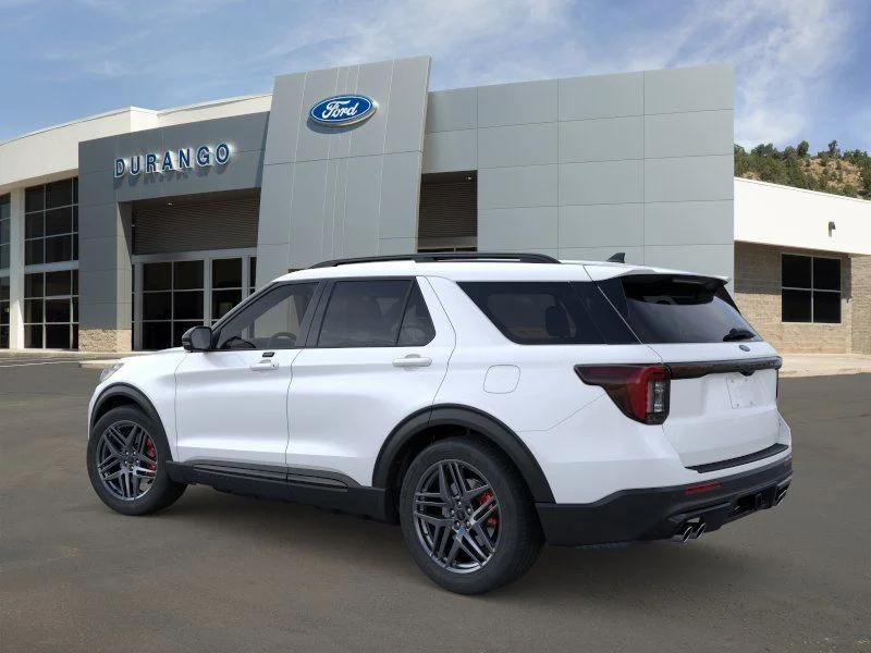 New 2026 Star White Metallic Tri-Coat Ford ST image 4