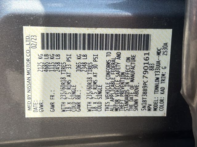 Used 2023 Gray Nissan SV image 28