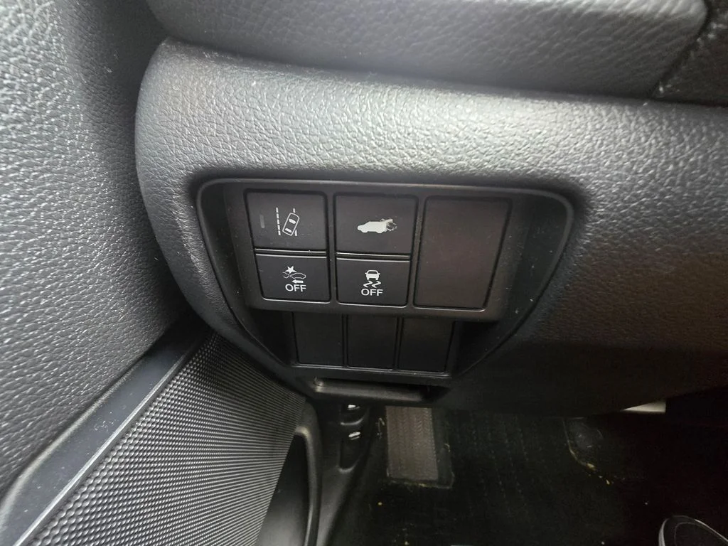 Used 2021  Honda EX-L image 21
