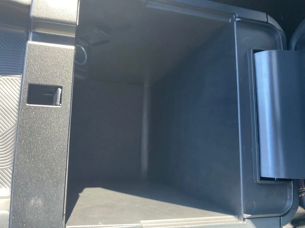New 2026 Agate Black Metallic Ford Tremor® image 32