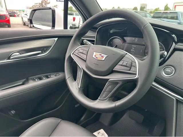 2026 Cadillac XT5 Luxury - Photo 8