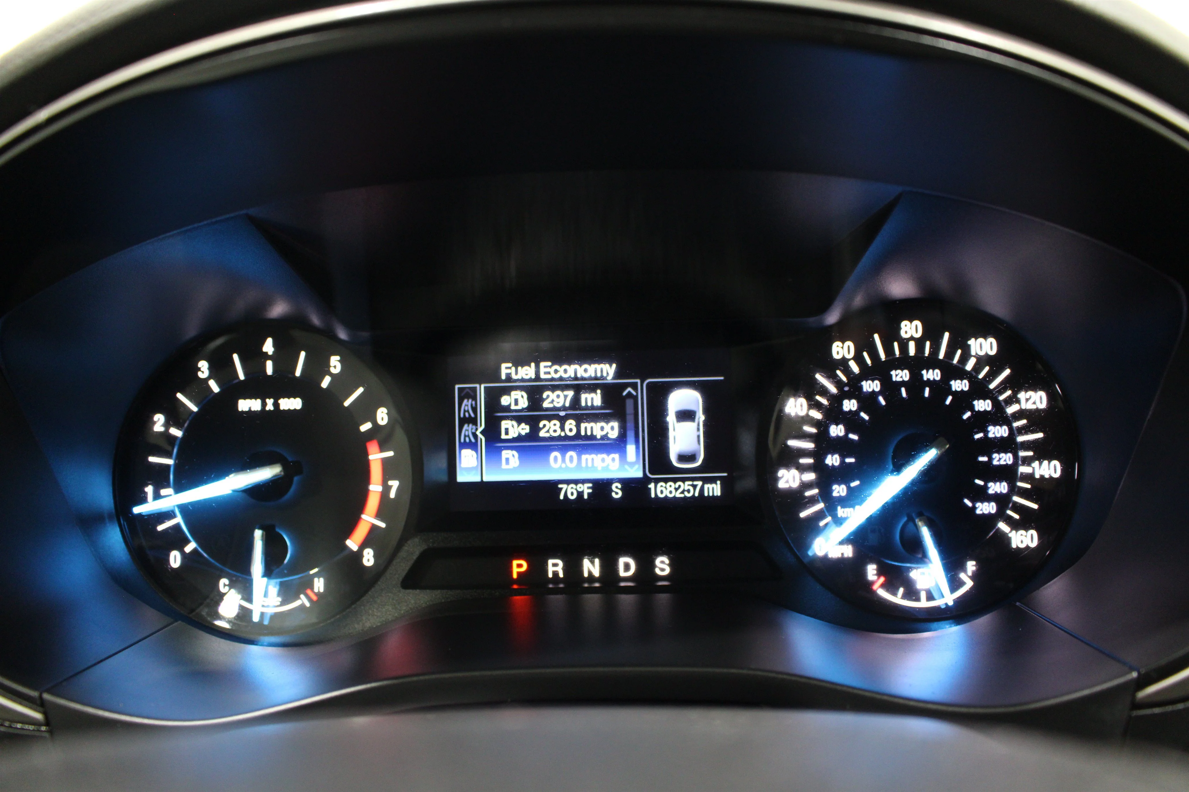 2016 Ford Fusion SE - Photo 13