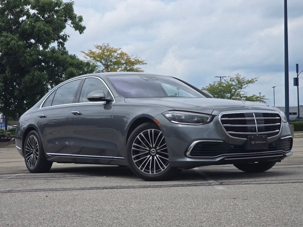 Certified Used 2022 Selenite Gray Metallic Mercedes-Benz S 580 image 1