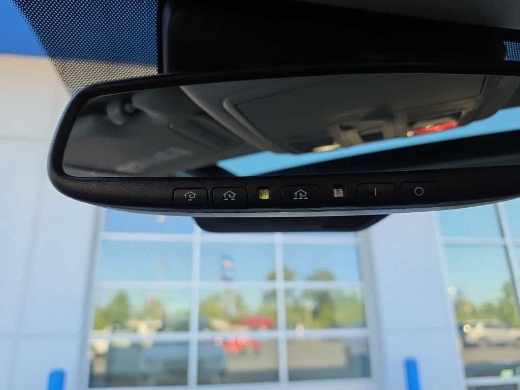 Used 2015 White Mazda Grand Touring image 20