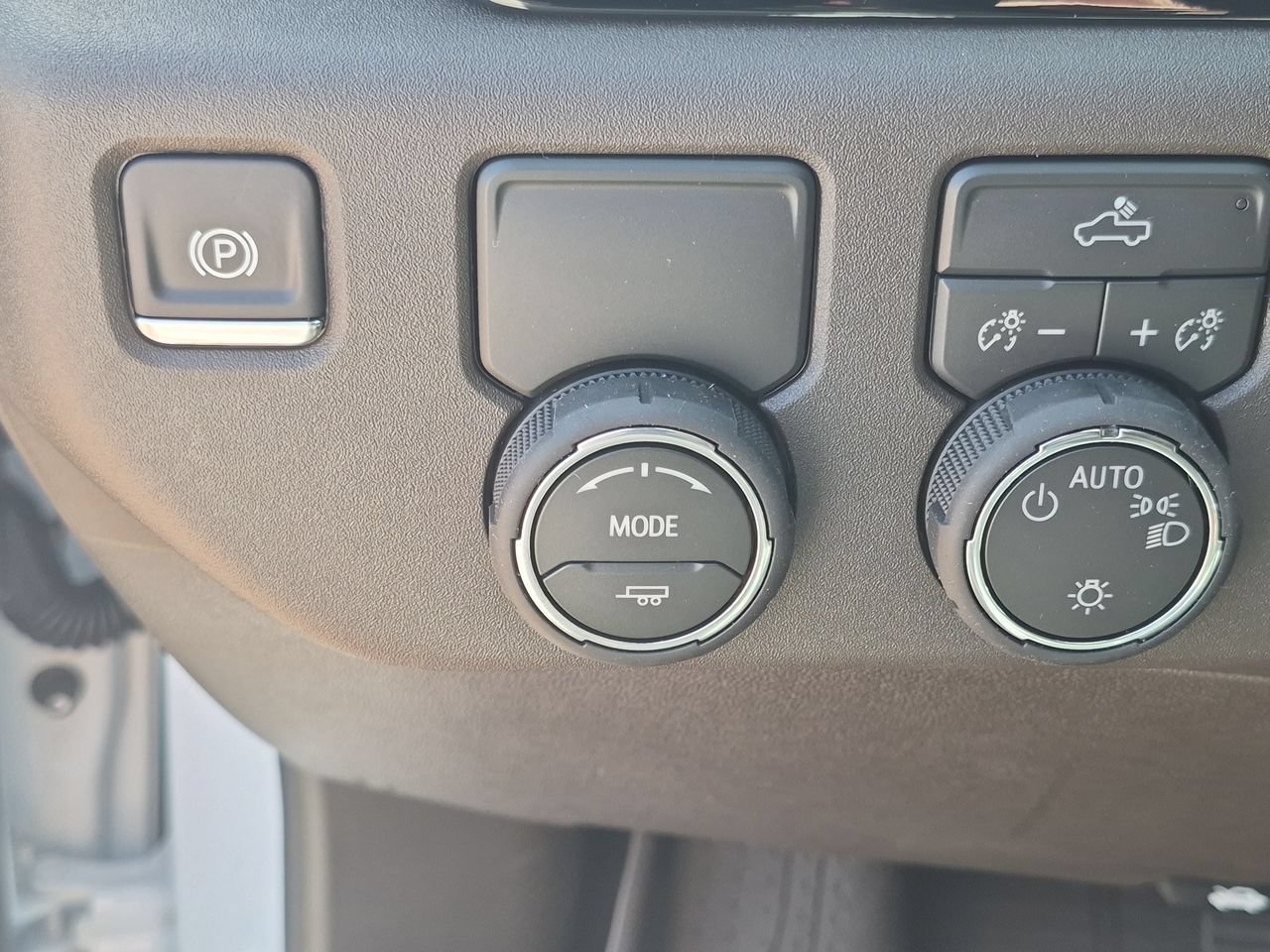2026 Chevrolet Silverado 1500 LT - Photo 18