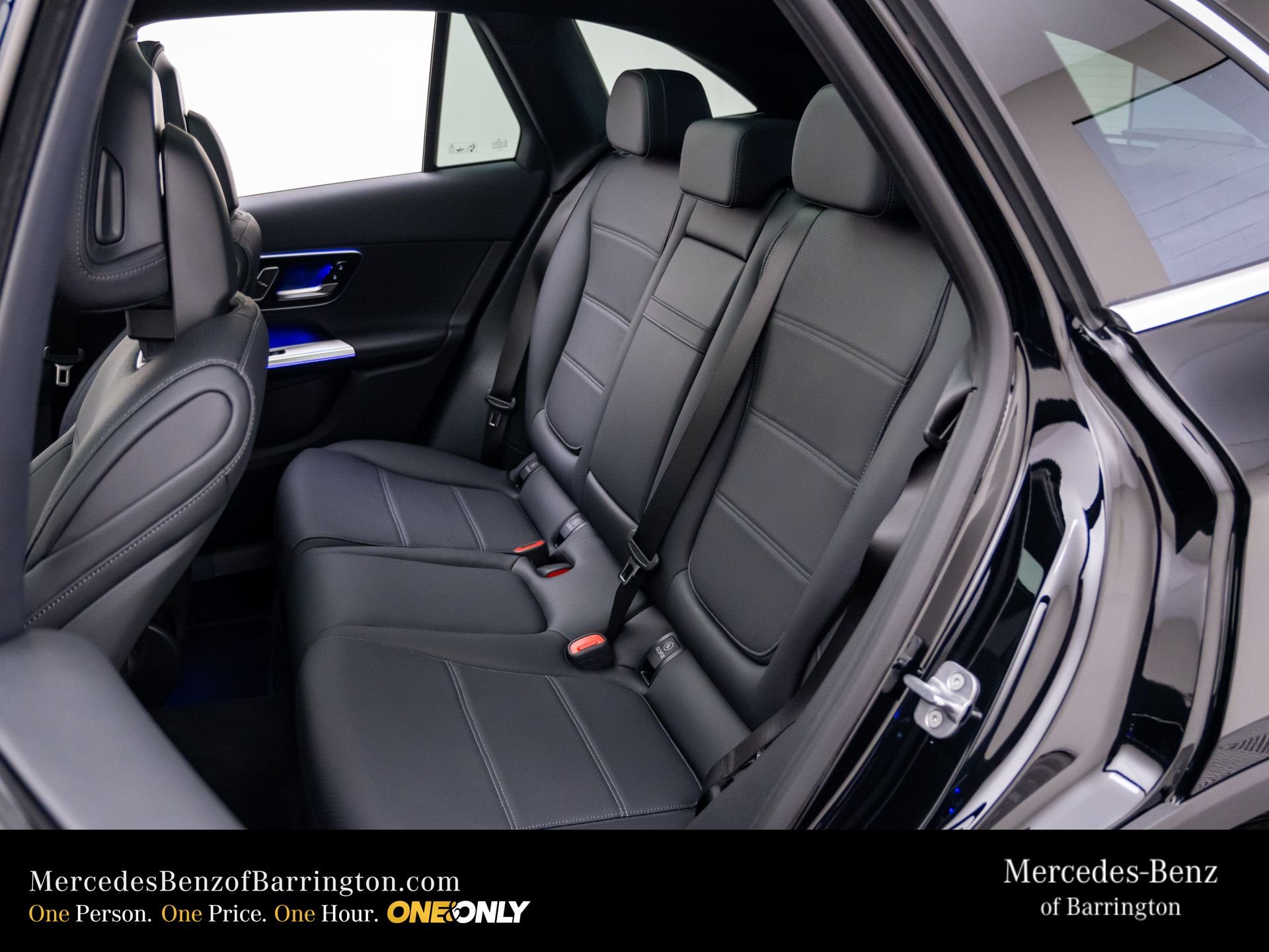 New 2026 Black Mercedes-Benz GLC 300 image 19