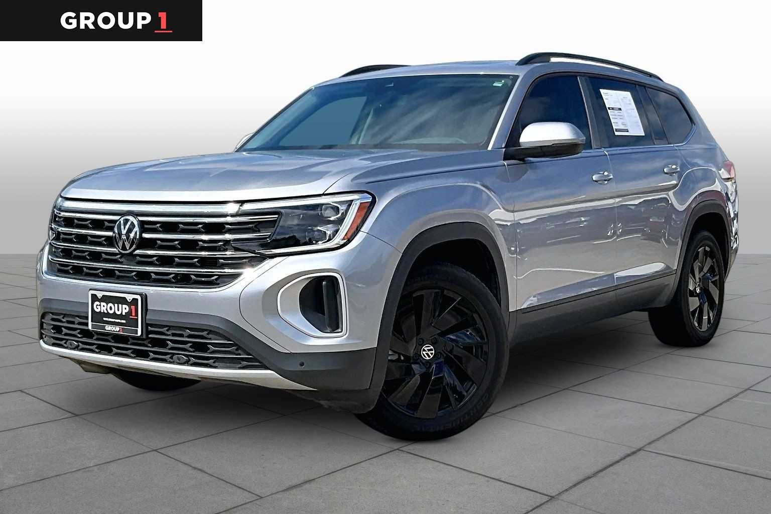 2024 Volkswagen Atlas SE w/Tech