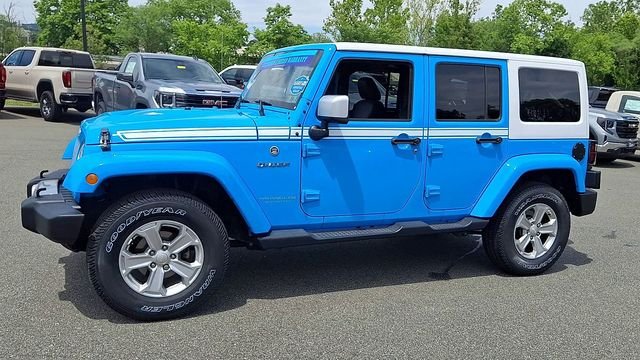 Used 2017  Jeep Unlimited Sahara image 6