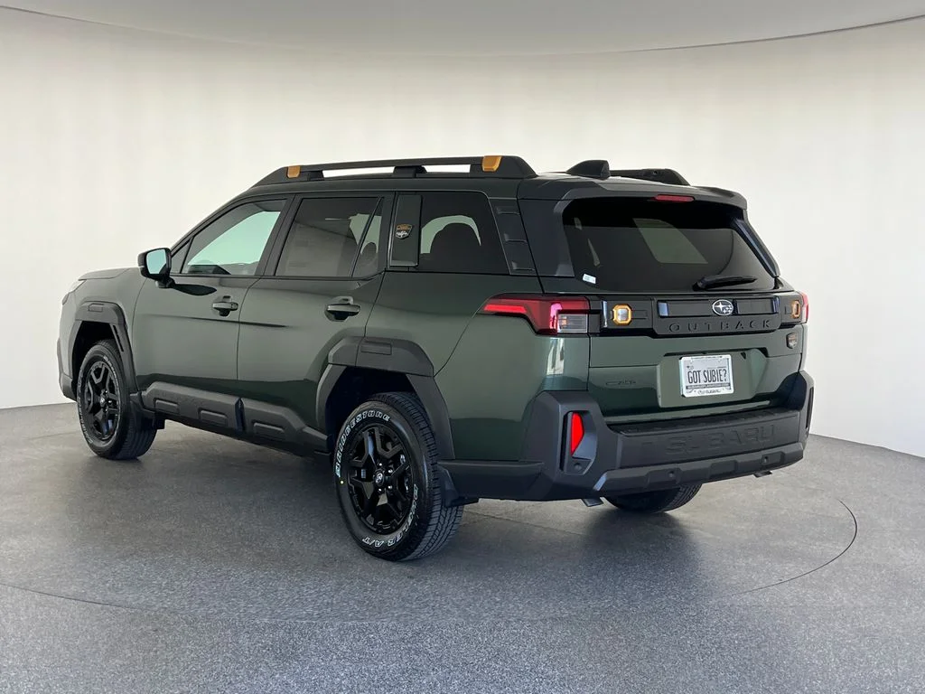 New 2026 DEEP EMERALD GREEN PEARL Subaru Wilderness image 7