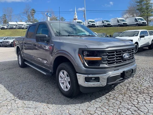 New 2025 Gray Ford XL image 2