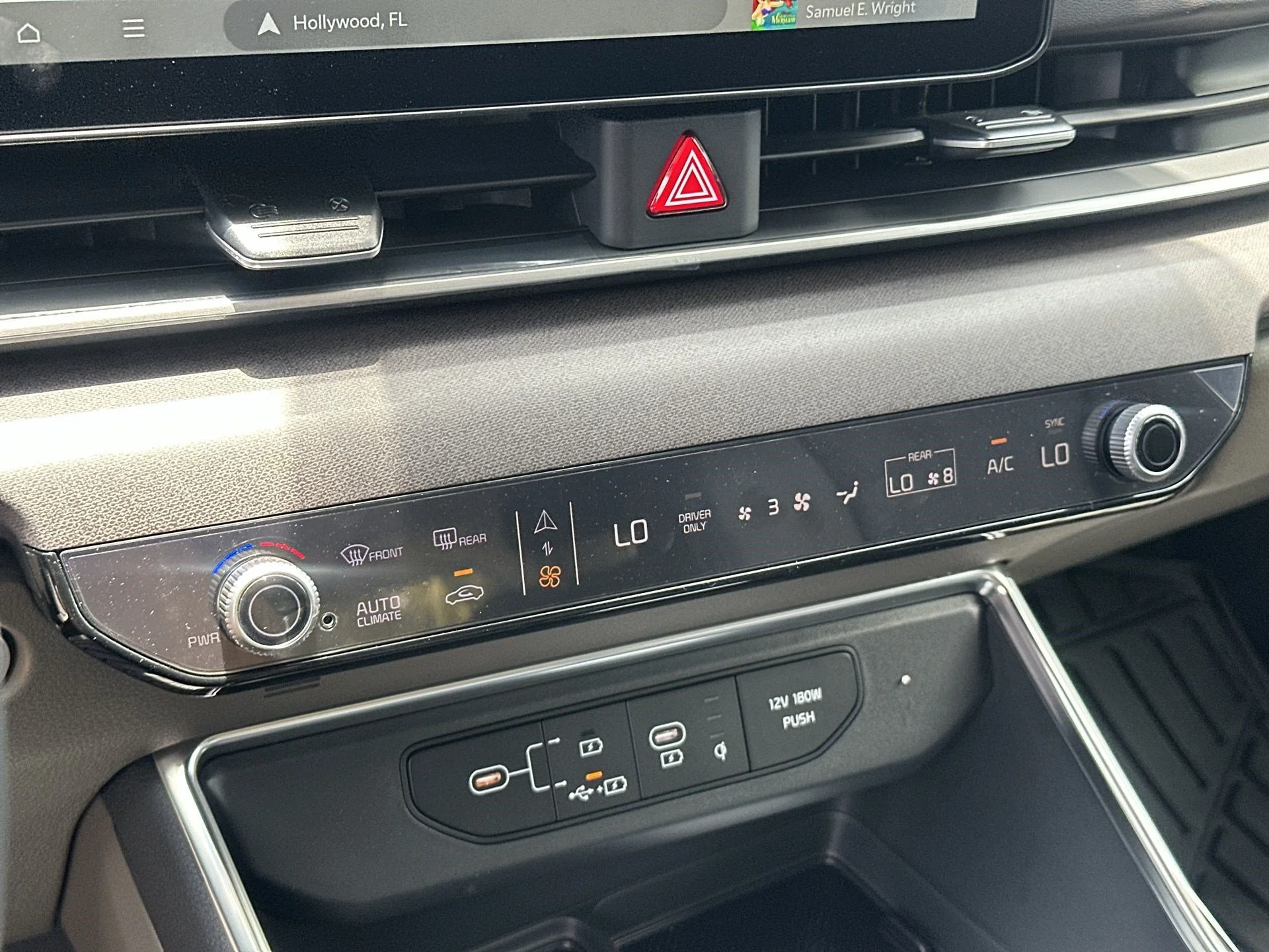 New 2026 Snow White Pearl Kia EX image 18
