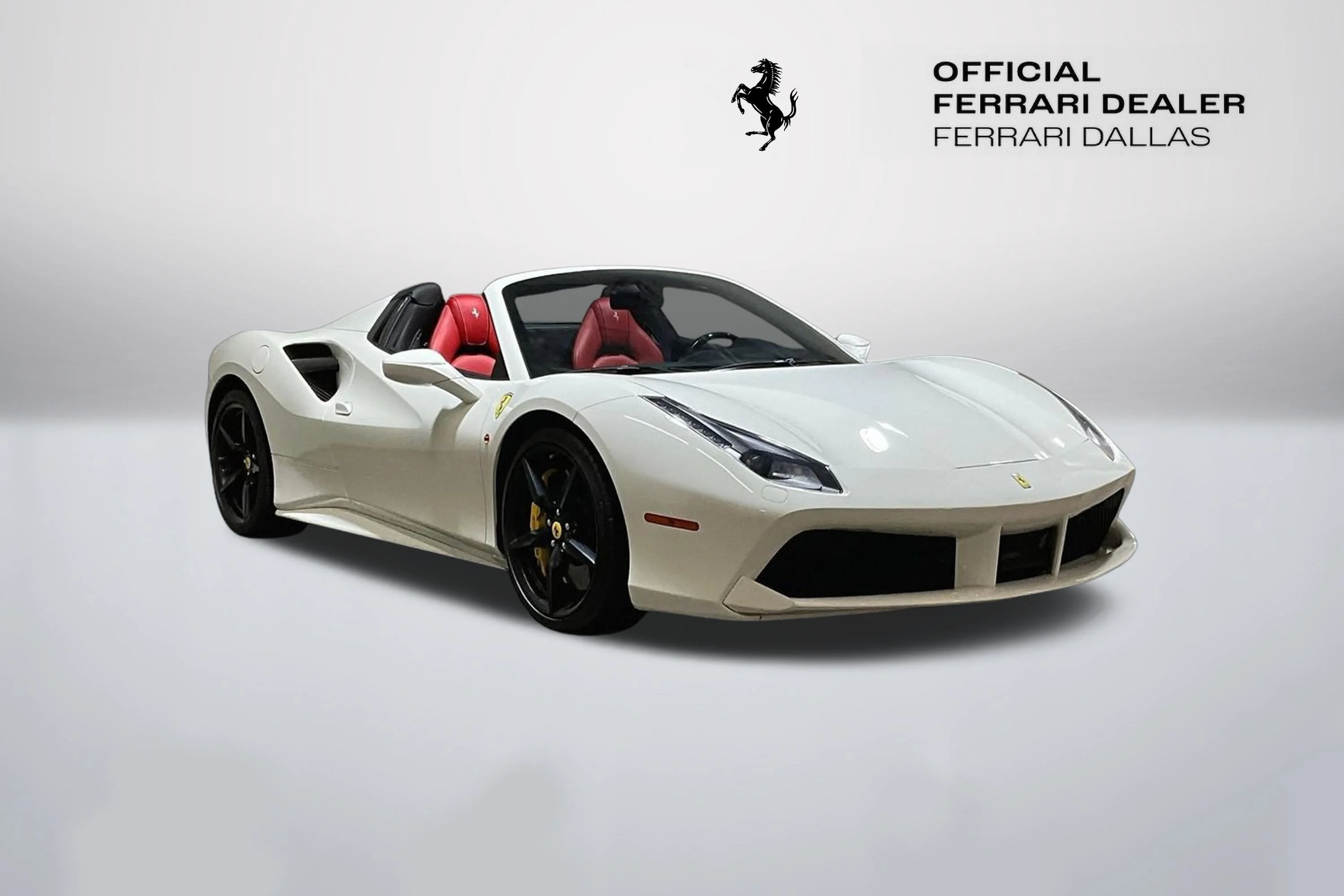 Used 2019 Bianco Avus Ferrari  image 1