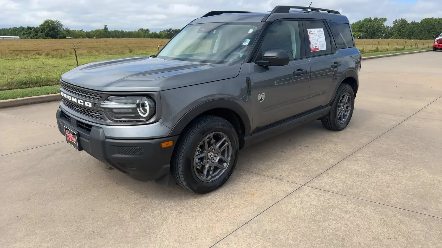Used 2025 Gray Metallic Ford Big Bend image 5