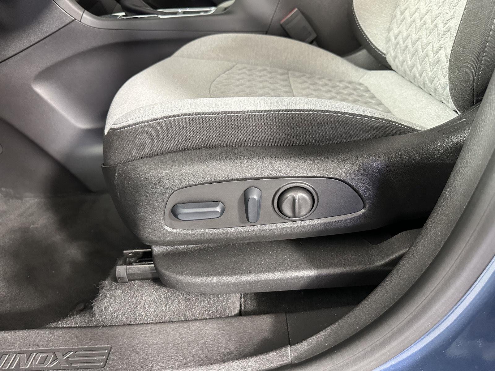 Used 2024 Lakeshore Blue Metallic Chevrolet  image 16